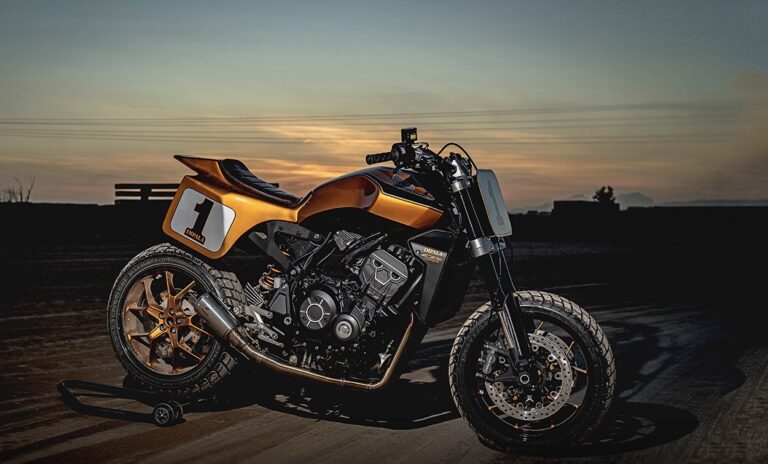 Custom: Honda CB1000R Tracker