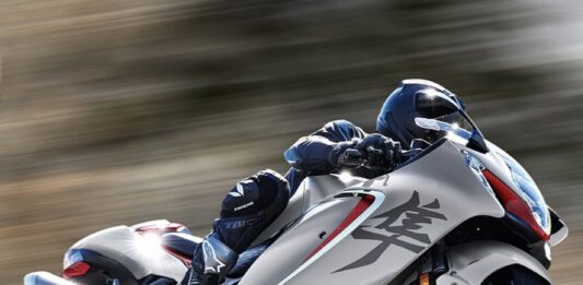 The King of Speed is Back: 2021 Busa