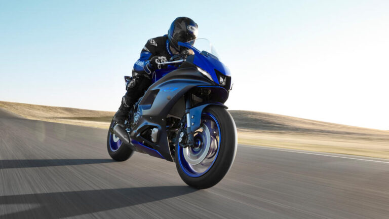 YAMAHA R7: Next Gen Supersport