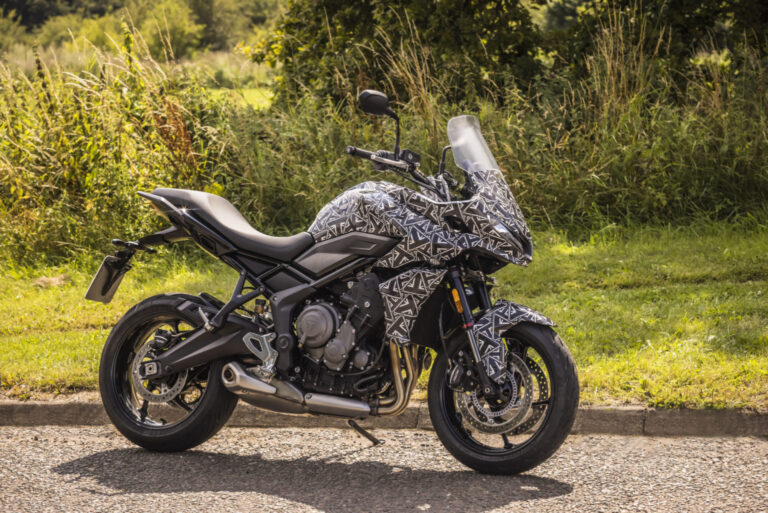 Triumph Tiger Sport 660: Triple Powered