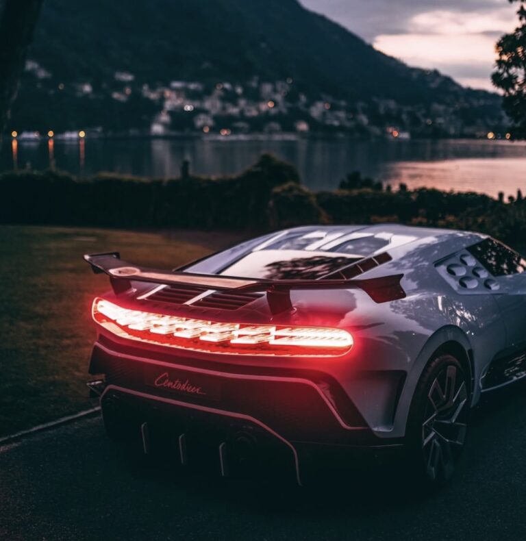 Bugatti Centodieci: Sculptural Beauty